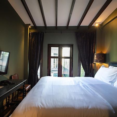 Baan Tuk Din Hotel Bangkok Eksteriør billede